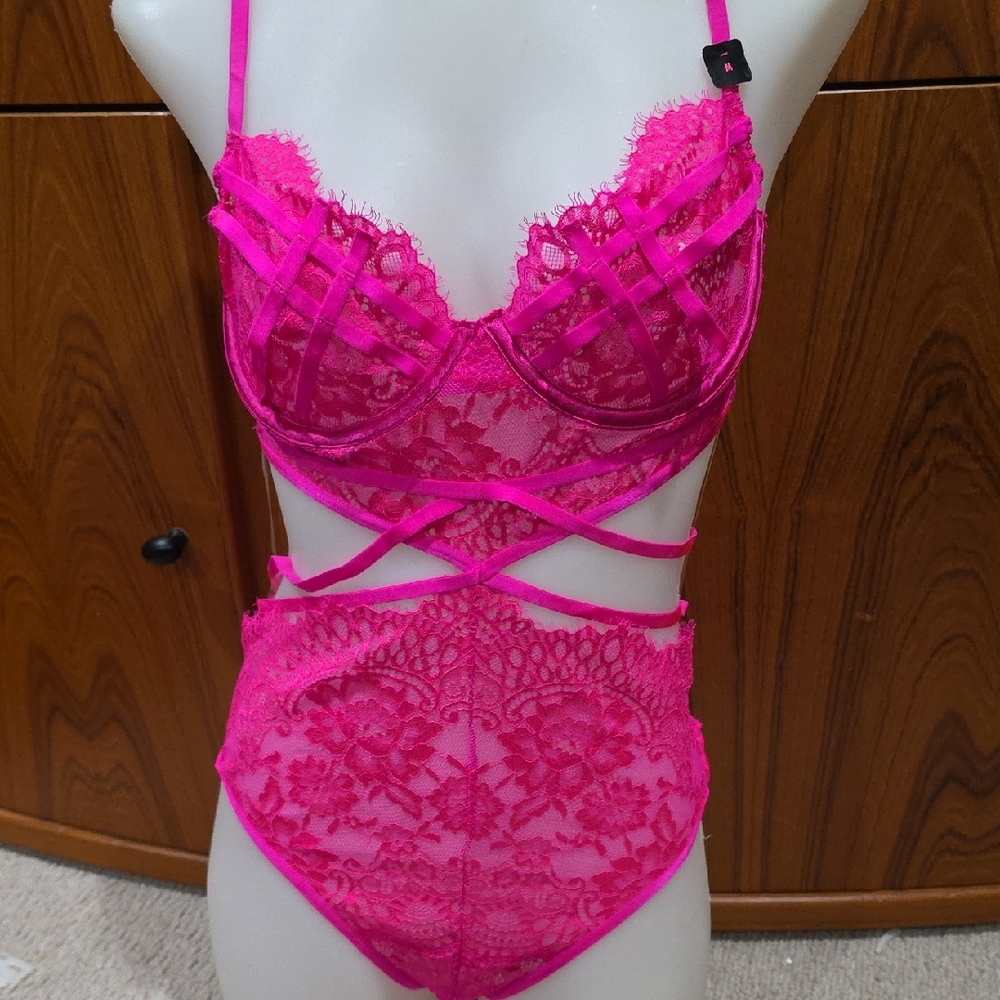 La SENZA Hot Pink Lace Bodysuit